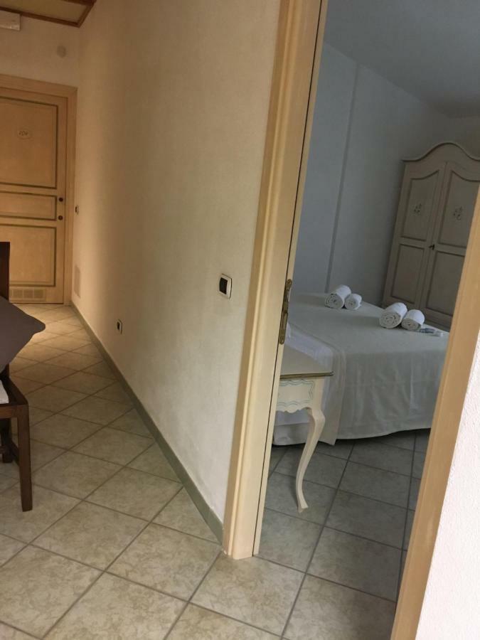 Hotel Sorgente อาเญ็นตู ภายนอก รูปภาพ