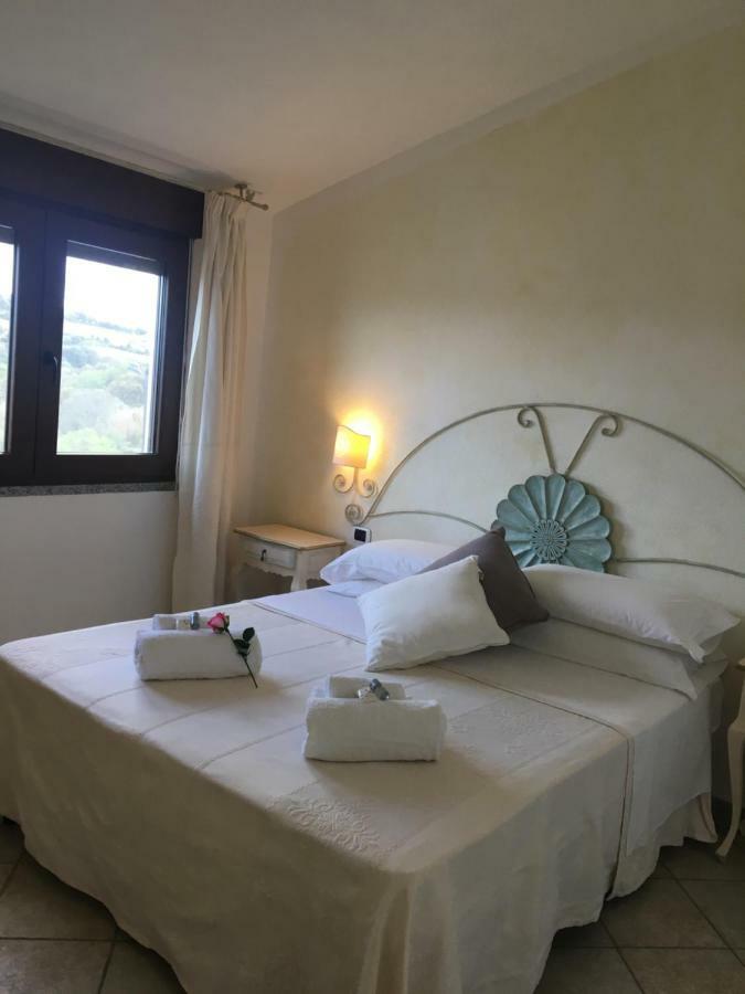 Hotel Sorgente อาเญ็นตู ภายนอก รูปภาพ
