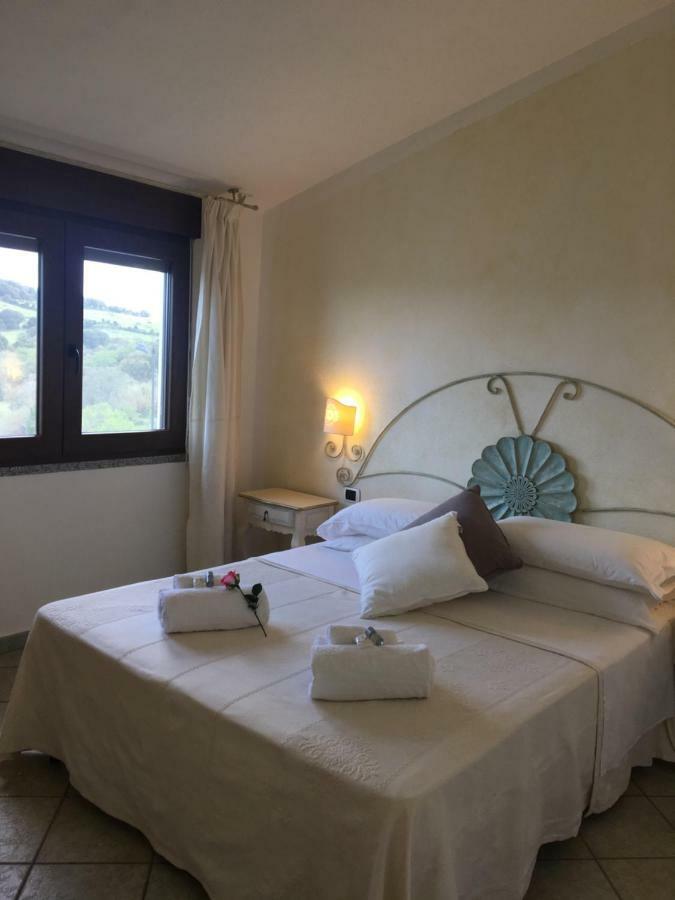Hotel Sorgente อาเญ็นตู ภายนอก รูปภาพ